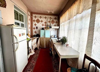 oqtepa krug 3 xona 350 y.e