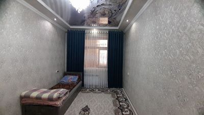 Yangi bozor oldidan 1 xona ikki xona qilingan kv ijaraga beriladi
