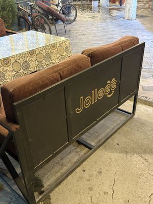loft divan sotiladi pulini kelishamiza