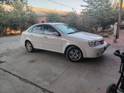 Chevrolet Lasetti 2012