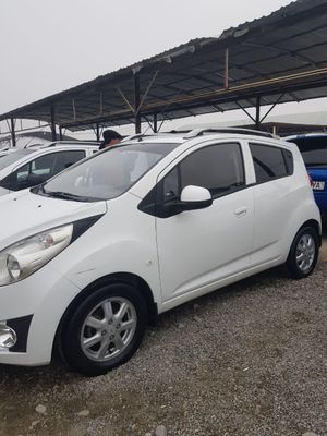 Chevrolet spark 1