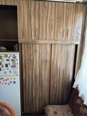 Продается встроенный шкаф