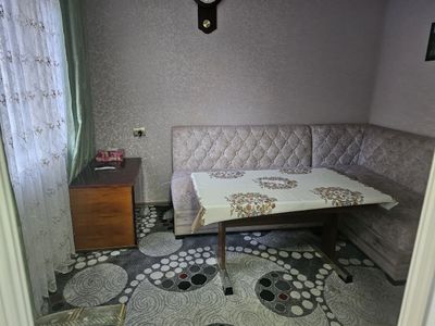 Сдаётся 2 комнатная квартира , фархадский рынок