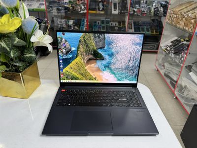 Asus vivobook 3k tiniq ekran i9-11900H gameriski RTX 3050 videokartali
