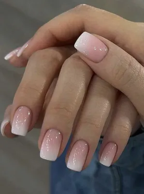 Маникюр педикюр, принимаю в салоне , есть выезд на дом