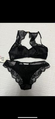 H&M lingerie