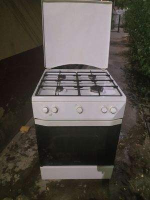 Газ плита без повреждений.