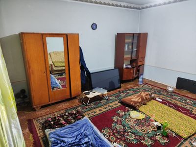Kvartira 1 kishi kerak