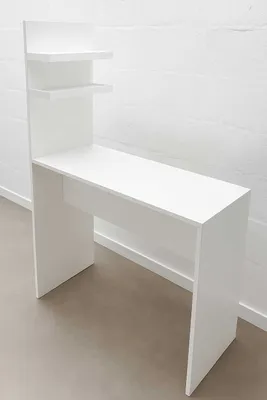 Столик для маникюра