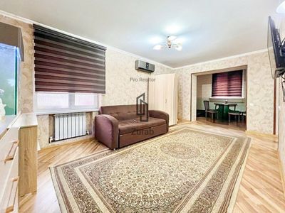 БИЙ 1в2/1/5,кирпич,2х6 балкон. Квартира 40м.кв