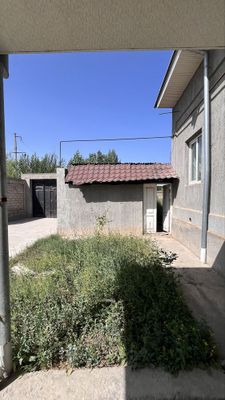 srochniy Nazarbekda 7 sotix yer sotiladi