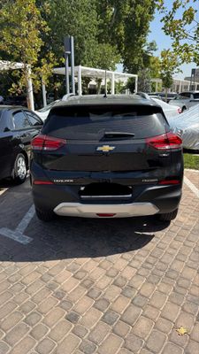 Tracker 2 Premier 2023 sotiladi probeg 34000km