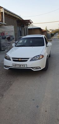 jentra sotiladi parkent