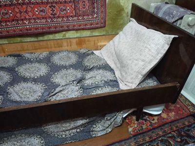 Кровать односпальняя