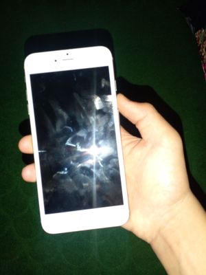 iph 6s+ 32 x ekran almashtrb olaslar narxi 550 min