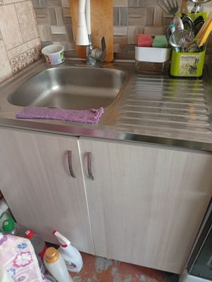 Продается или обмен на маленькую раковину с тумбой.