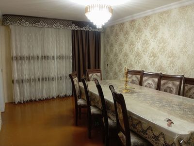 Uch xonali uy arendaga beriladi . Hamma sharoitlari bor.