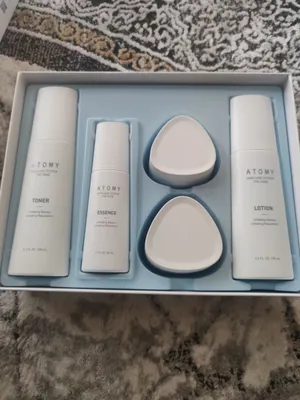 ATOMY омалаживаюший для лица женский и мужскойориотнал карейская