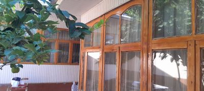 Hovli Uy sotiladi 75.000