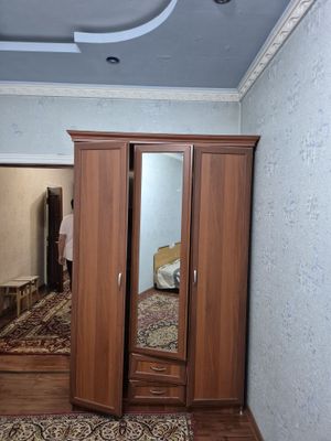 Шкаф спальный продаётся