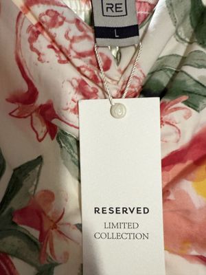Платье reserved новый