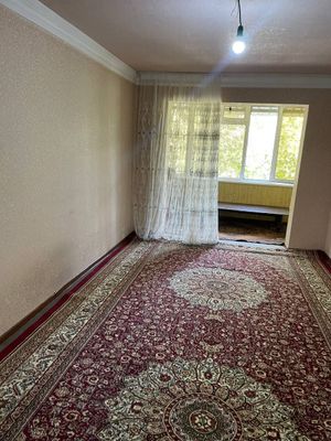 Maksim Gorkiy Metrosi yonida arenda kvartira arzonga