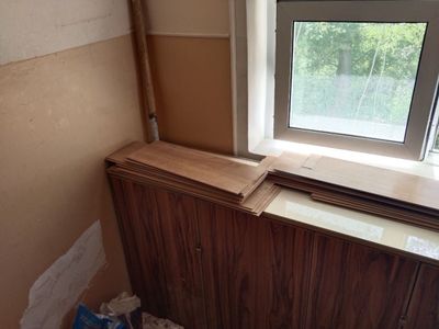 Продается ламинат