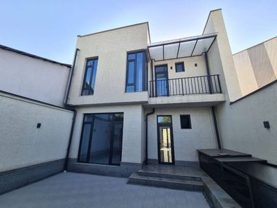 Продаётся дом улица Циолковского на 2 сотках