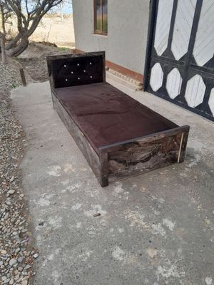 Bir kishilik divancha