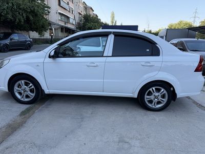 Nexia 3 Avtomat 2018 yil Toza