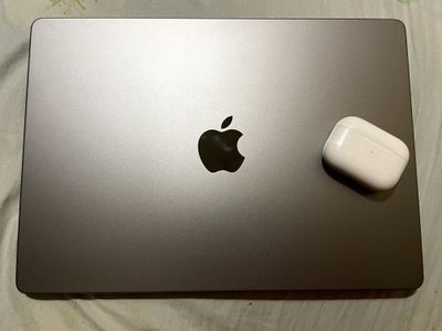 MacBook Pro 14" M2 Pro (2023) — 16 ГБ / 512 ГБ