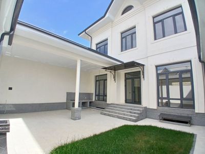 Продаю Новый Евро Дом Гвардейский Американский Госпаталь 2.5 соток