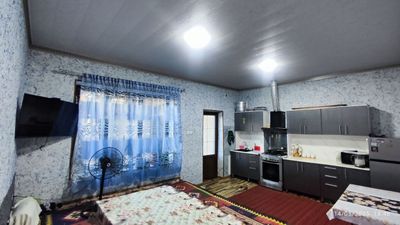 uy sotiladi 7.5 sotx qashqi fasad 25*30