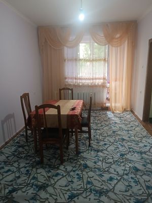 Аренда квартира на м-в Феруза