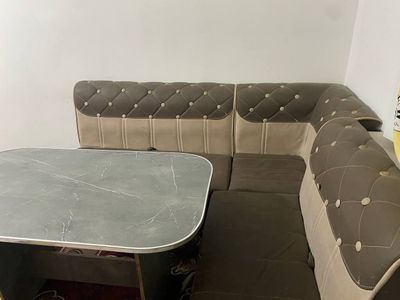 Кухонный уголок сотилади