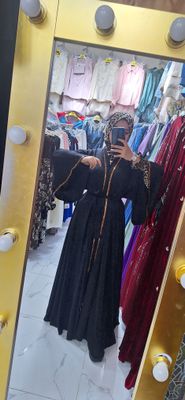 Dubai Abaya  1 marta kiyilgan. Narxi: 500 ming