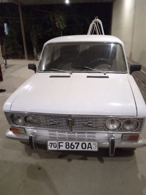 Vaz 2103 sotiladi