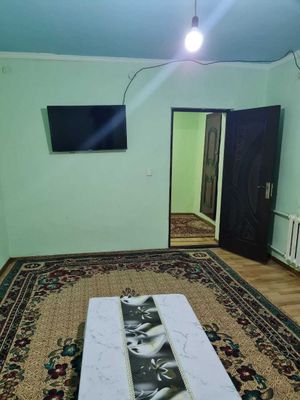Шумиловский шахар. 1 хона ховли оилага ёки кизларга ижара топ 330 у.е.