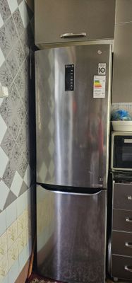 LG HALADELNIK SOTILADI holati yaxshi koʻrib olishingiz mumkin