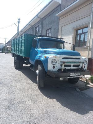 Zil 138 Sotiladi