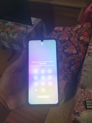 A. 05 samsung sotiladi karobka domestic bor