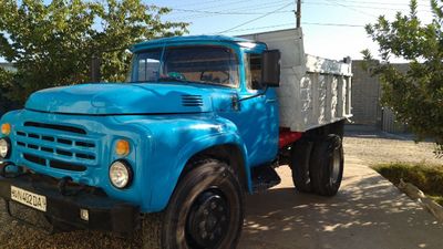 Zil 130 sotiladi