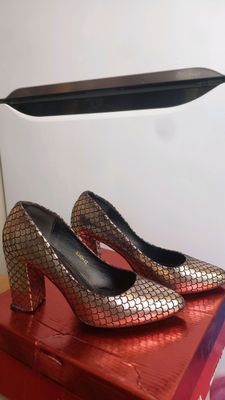 40.000 Tufli