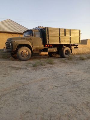 Zil sotiladi srochni pul zaril …….