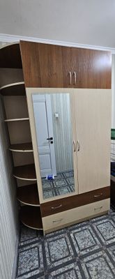Продаётся шкаф для в детскую комнату.