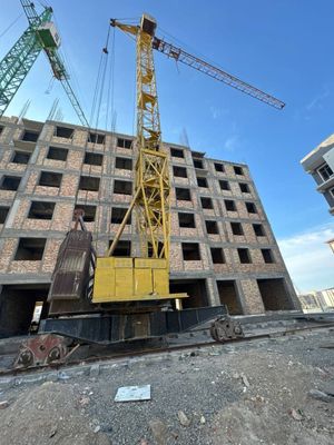 Башенный кран сотилади Продаётся Башенный кран