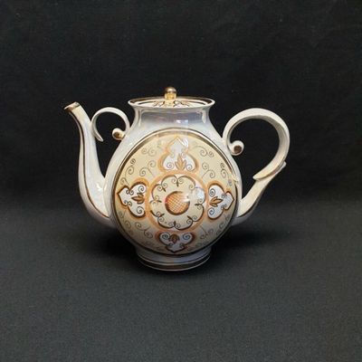 Заварочный чайник, фарфор