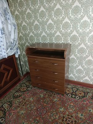 честно и шкаф