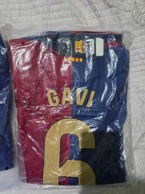Gavi fudbolkasi, L va XL razmerlari bor