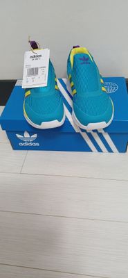 Krasovki ADIDAS 100%